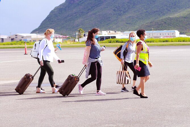 Fast Track (Expedited Arrival) & FREE Transfer To Hotel/Airbnb - Step-by-step: how the fast-track arrival feels
