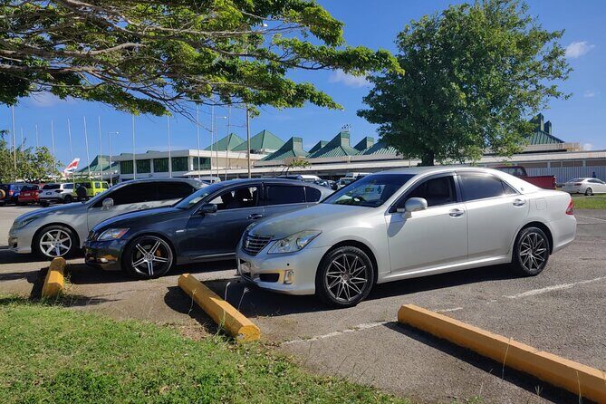 International Airport (UVF) Transfers & Fast track VIP Service(Roundtrip) - What’s Included in the Car: snacks, water, and Piton beer expectations