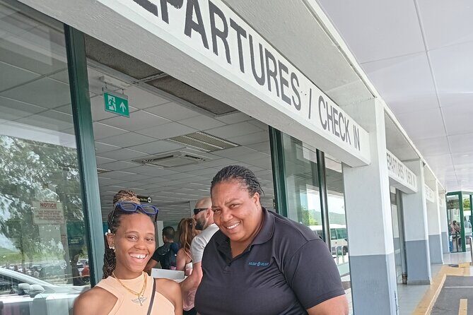 Island Experience Tour in St. Lucia - Soufrière lunch: buffet food and included drinks