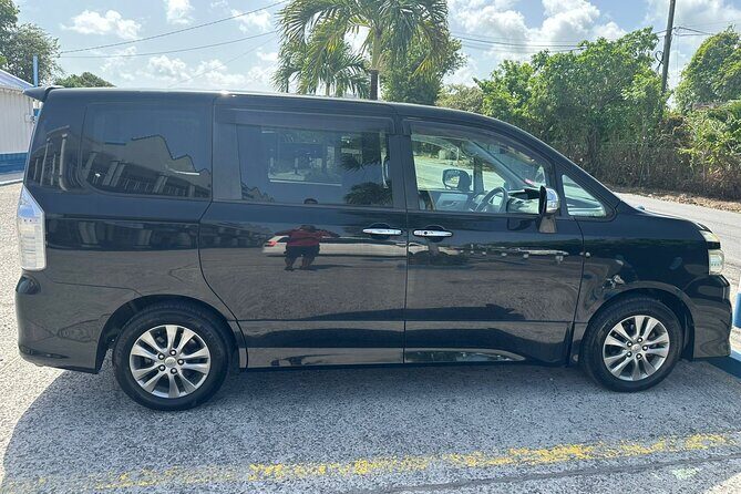 Private Airport Transfer in Saint Lucia - On the road: WiFi hotspot, A/C comfort, and staying in control