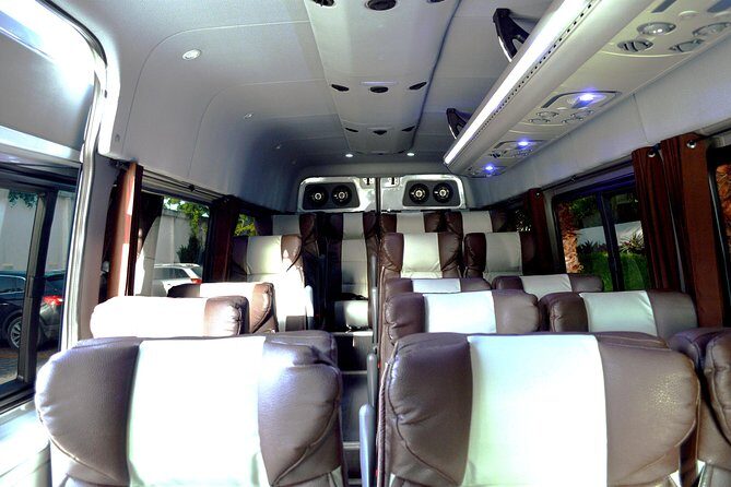 Private Round-Trip Transfer: Saint Lucia International Airport - The ride setup: meet your driver, bring your voucher, and travel light