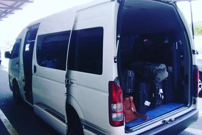 Private St Lucia Airport Transfer to Royalton Saint Lucia Resort - Time, traffic, and windy roads: the one drawback worth planning for
