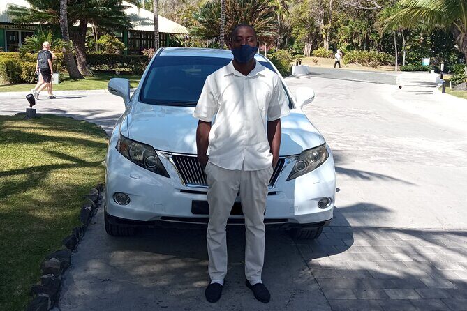 Round Trip St. Lucia Private Airport Transfers - UVF - The airport meet-up: name sign + quick handoff