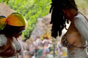 Saint Lucia Sulphur Springs Rejuvenating Mud Bath Tour - Toraille Waterfall: A Quick Swim in a Small, Popular Spot