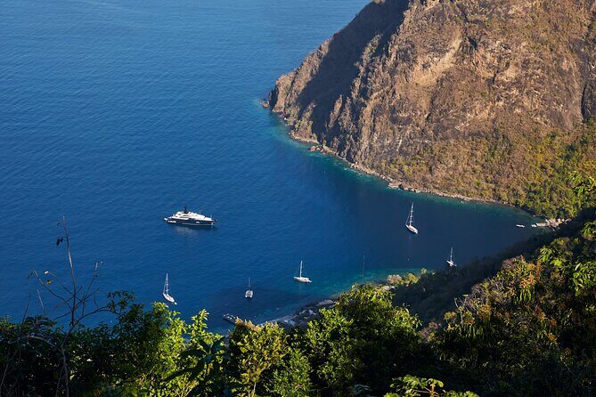 St. Lucia adventure: mud baths, waterfalls, gardens - Sulphur Springs: black water pools and mud baths (plan to get hands-on)