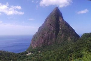 St. Lucia Botanical Gardens and Waterfall Tour Groups only - Diamond Falls Botanical Gardens and Waterfalls: the main reason to go