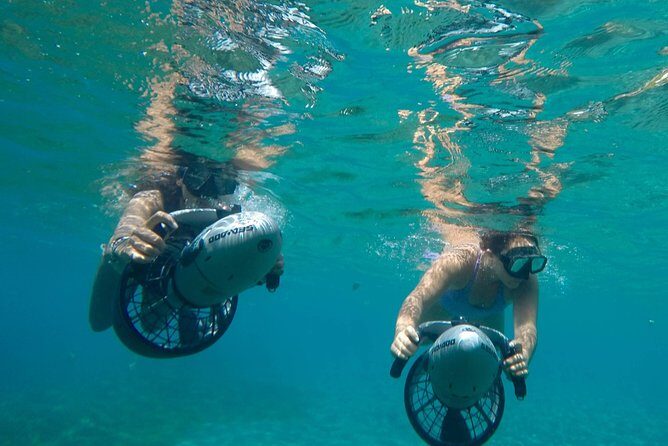 St. Lucia Speedboat and Power Snorkel From Castries - Your Crew Matters: The Captain-Control Factor