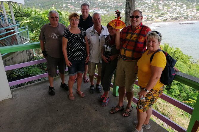 St Lucia Sunday's Tour - Banana valley drives and Marigot Bay: the postcard bay with movie trivia