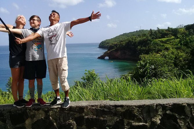 Tet Paul "Stairway to heaven" Tour in St Lucia - The Tet Paul Stairway to Heaven payoff: short hike, big views