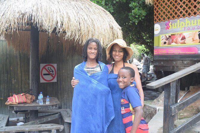 Volcanic Tour and Botanical Gardens - All-Inclusive Option: Entrance Fees and Lunch Without the Math